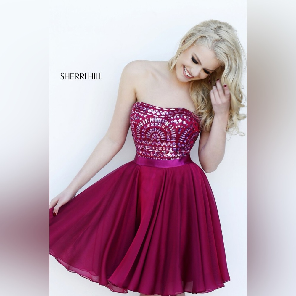 🌟Host Pick🌟Ruby Rhinestone Sherri Hill Dress